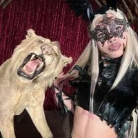 Molly Santana - MOLLY AND HER WEEK OF WONDERS