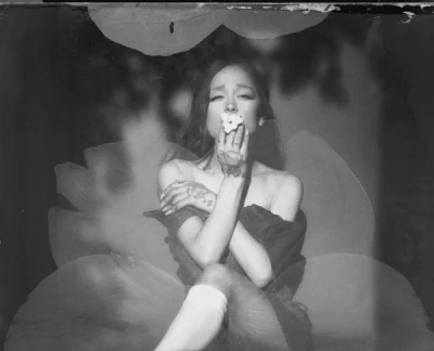 Ariana Grande - Petal